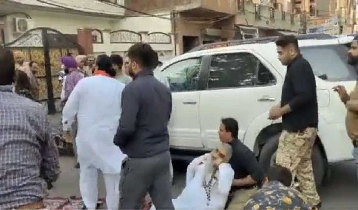 अमृतसर में मंदिर के बाहर शिवसेना नेता की गोली मारकर हत्या, दुकानदार गिरफ्तार